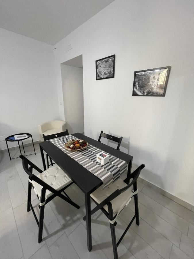 Domus Flavia Villa Поцуоли Екстериор снимка